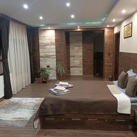 Hotel Кръчмъ При Байката Alpin Ribarica Exterior foto