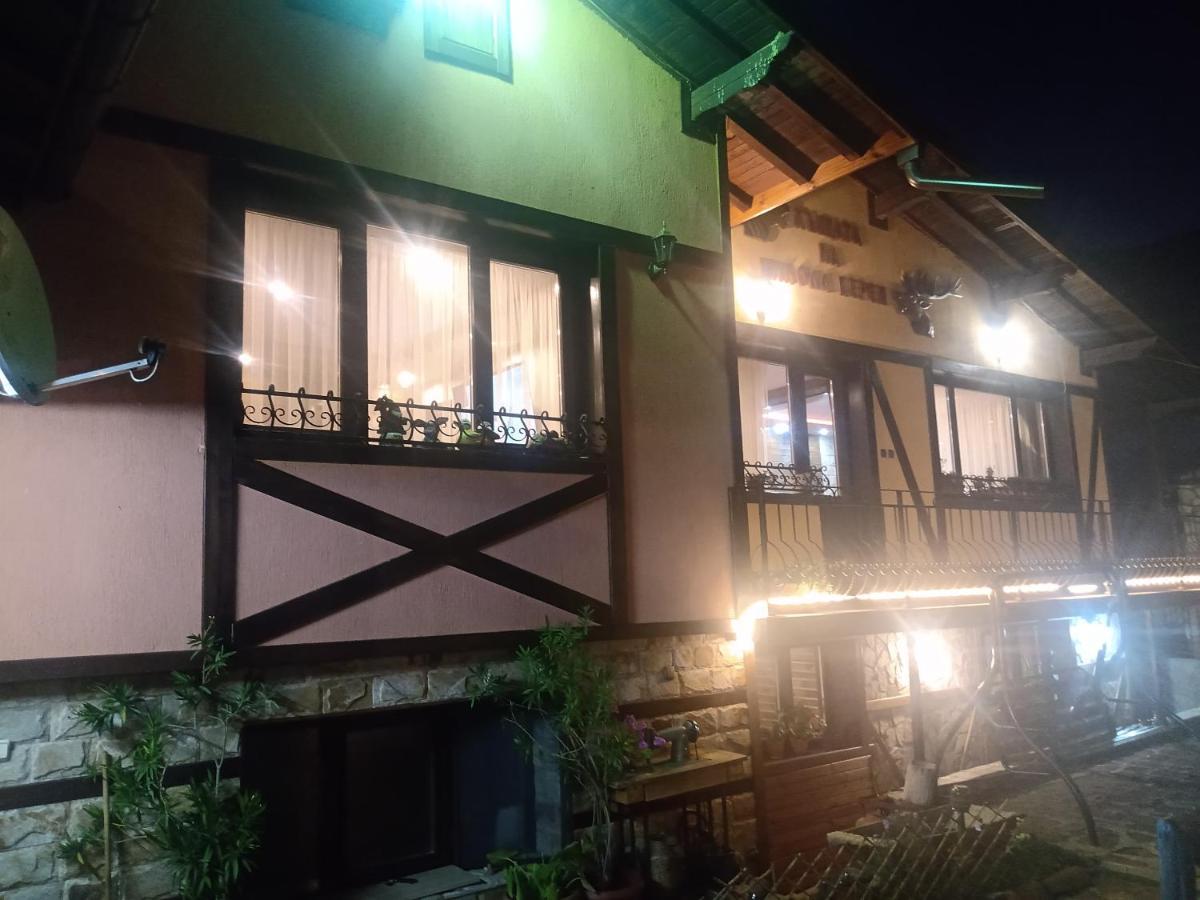 Hotel Кръчмъ При Байката Alpin Ribarica Exterior foto