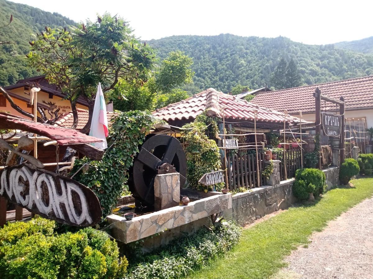 Hotel Кръчмъ При Байката Alpin Ribarica Exterior foto